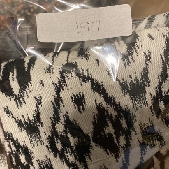 Theory Black and White Dress Shorts With Skirt Front Size 6 Preppy Classic - Picture 13 of 13